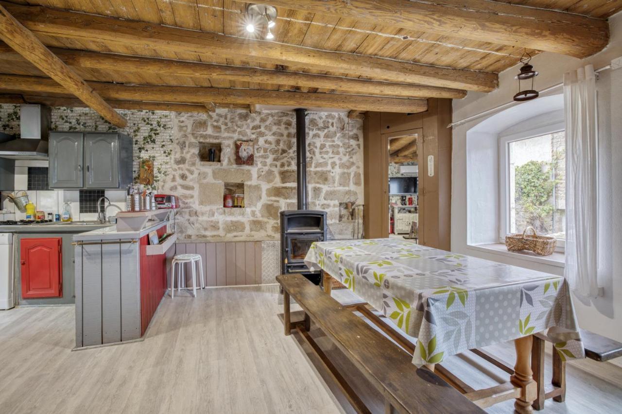 Maison Charmante A Valprivas Avec Jardin Prive. Exterior foto